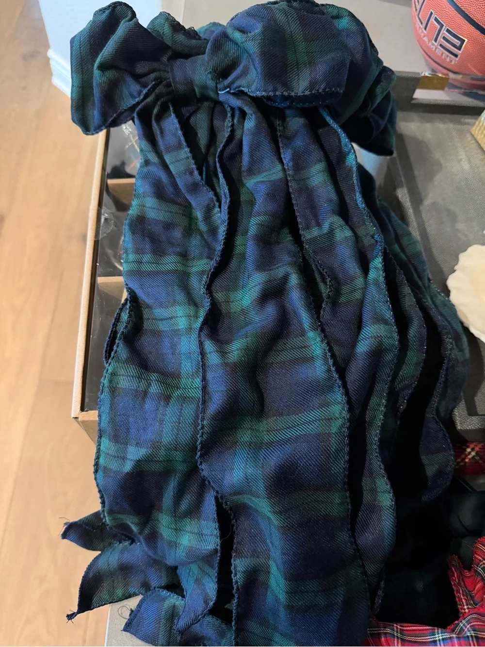 5 Med Pottery Barn Plaid Bow Clip Ornaments